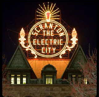 Don't touch me, 'cuz I'm electric, and if ya touch me you'll get shocked!